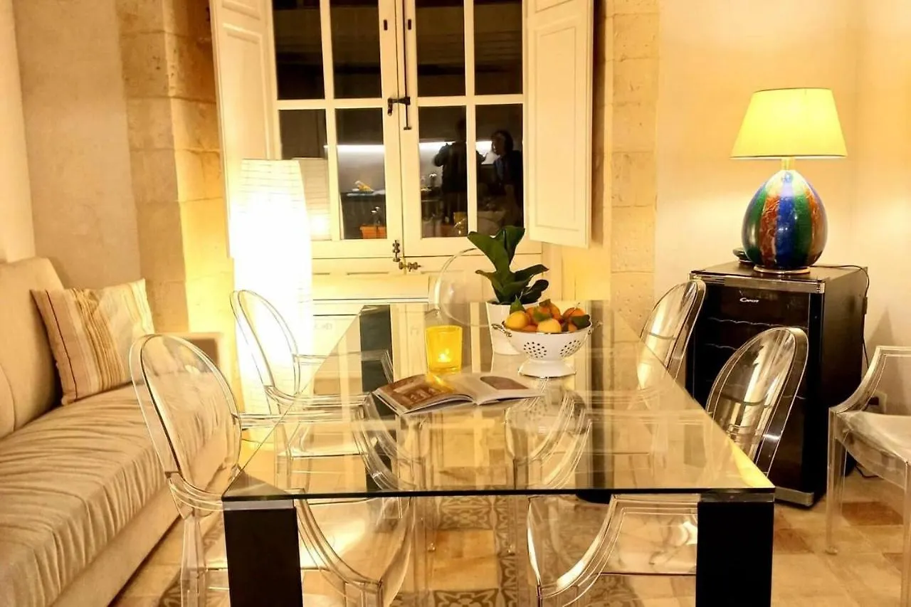 Lovely 2-Bed Apartment In Siracusa Syracuse Italy
