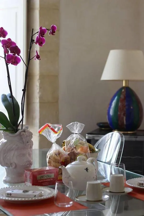 Lovely 2-Bed Apartment In Siracusa Syracuse